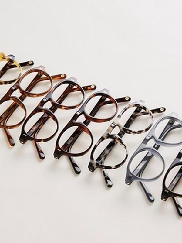 The Best Glasses & Rules For Wearing Them