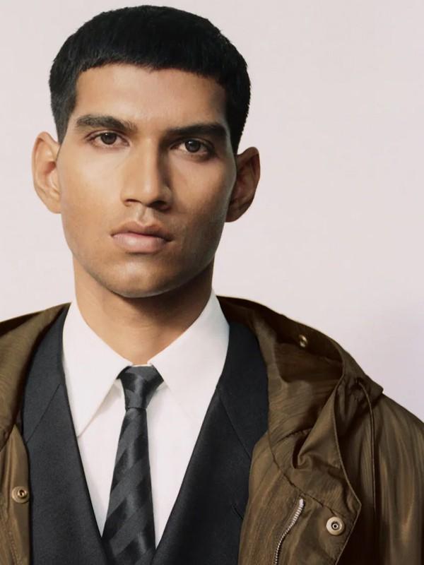 5 Reasons To Shop At Dunhill